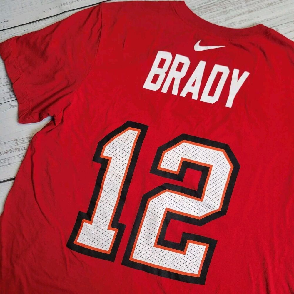 Nike Tampa Bay Buccaneers T-Shirt Mens‎ Size Large Red Tom Brady Short Sleeve 12